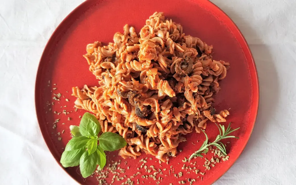Pasta alla puttanesca (250gr.)